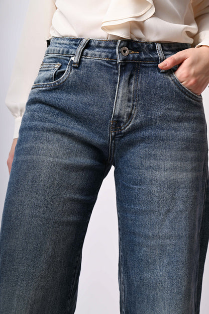 Jeans a gamba ampia